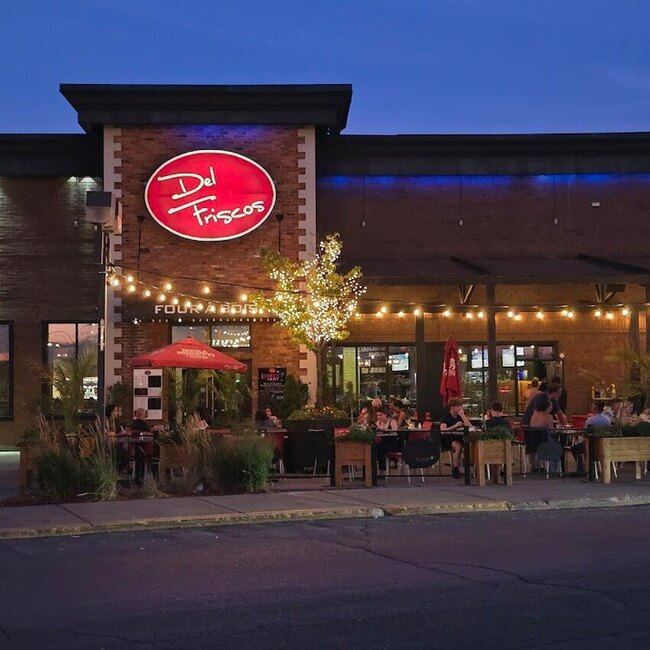 Del Friscos - Restaurants pr&egrave;s de: H9B2Y3