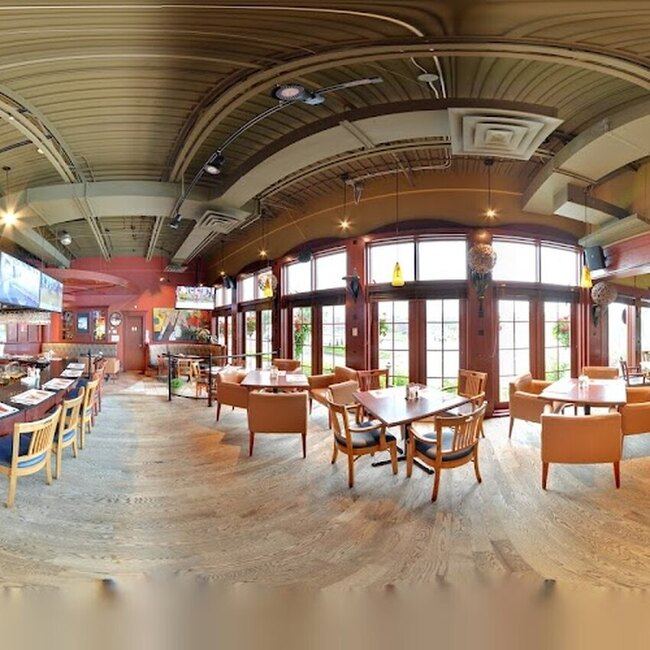 R&ocirc;tisserie St-Hubert - Restaurants pr&egrave;s de: J4K1C8