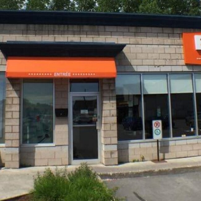 Eggsquis -  Restaurants Near: J6E3M3