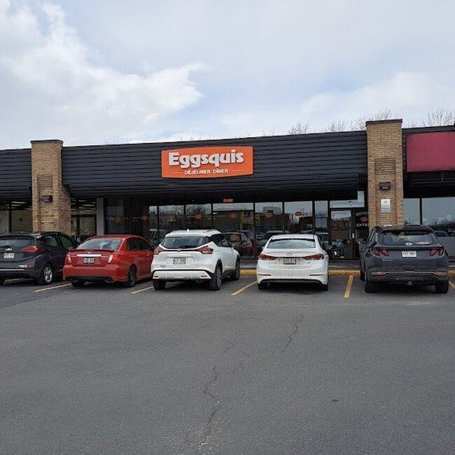Eggsquis - Restaurants pr&egrave;s de: J3G1P8