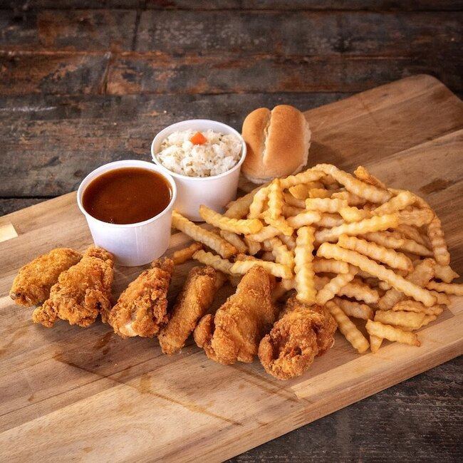 R&ocirc;tisseries Highway Pizza - Restaurants pr&egrave;s de: J4J5H2