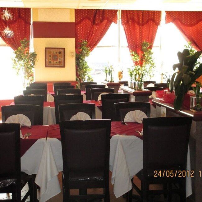 Phoenix Oriental Montréal - Menu, avis & plus décembre 2025