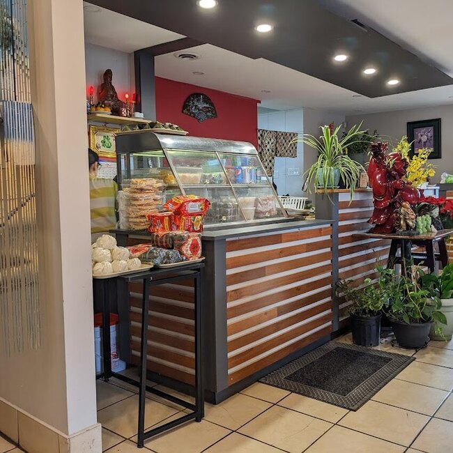 Banh Xeo Minh - Restaurants pr&egrave;s de: H1Z2E2