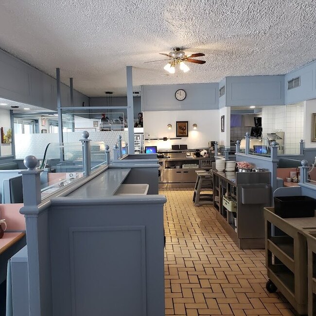 Des Jardiniers - La Prairie Restaurants