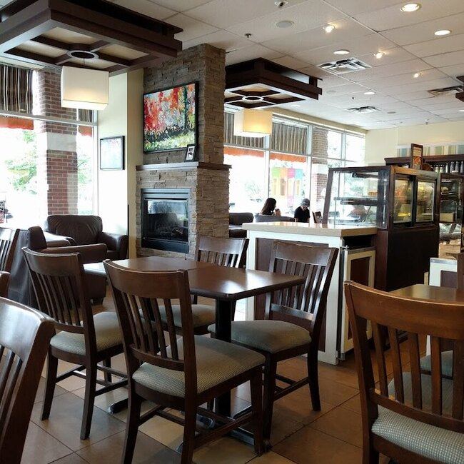 Second Cup Caf&eacute; - Restaurants pr&egrave;s de: J3V0G6