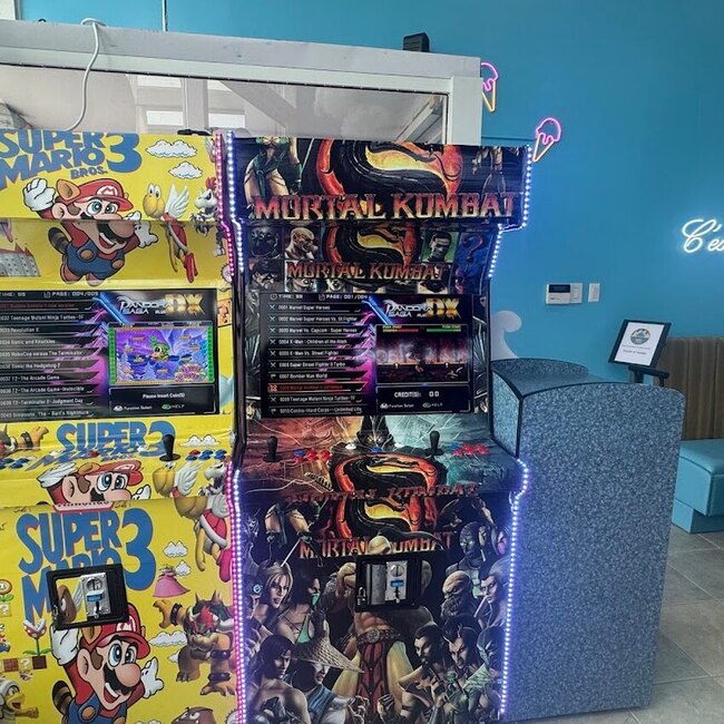 Gaufres et Glaces - Restaurants pr&egrave;s de: J4X0C2