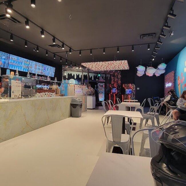 Gaufres & Glaces - Restaurants pr&egrave;s de: J7E3H6