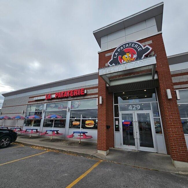 Curé-Labelle Pataterie Laval - Menu, Reviews & More January 2026