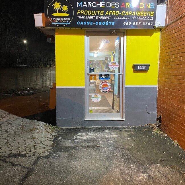 March&eacute; des arcadins -  Restaurants Near: J7A4R2