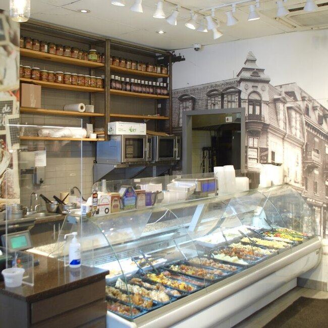 DELI 365 - Restaurants Cachers Montr&eacute;al