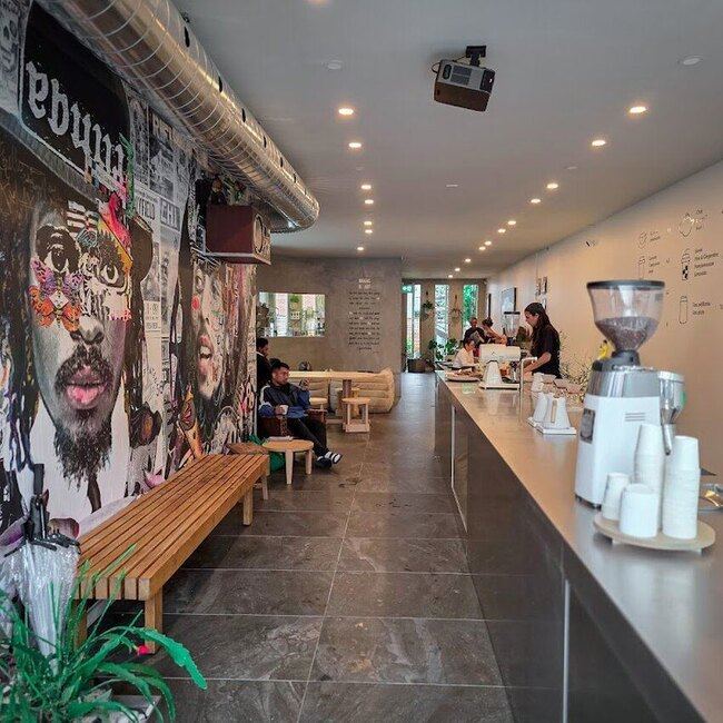 Pas de Probl&egrave;me Caf&eacute; -  Restaurants Near: H4C1S9