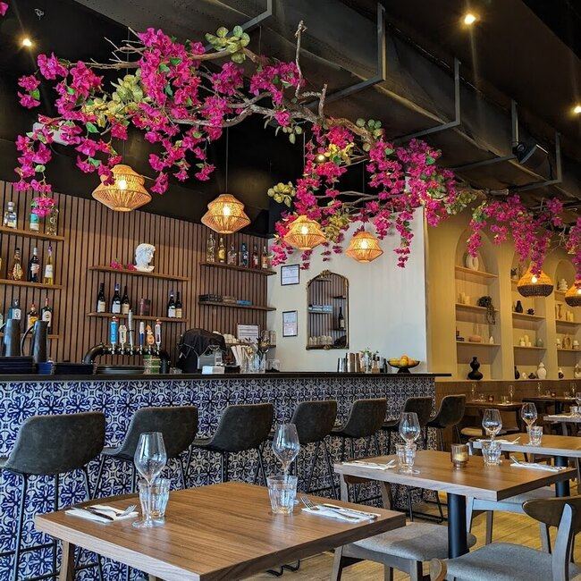 Restaurant l'Olympe -  Restaurants Near: G9A4S3