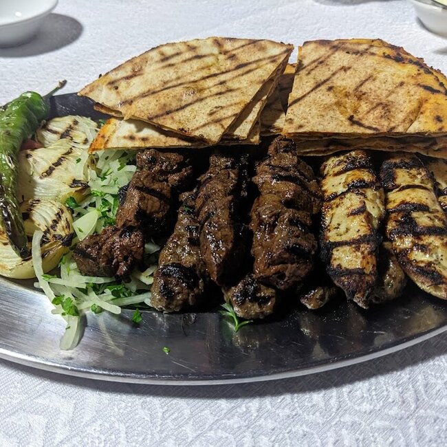 Grillades Yerevan Laval - Menu, avis & plus janvier 2026