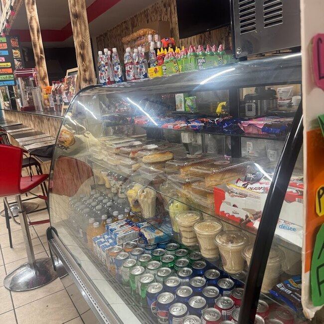 Desserts Claudia - Little-Italy Open Monday Restaurants