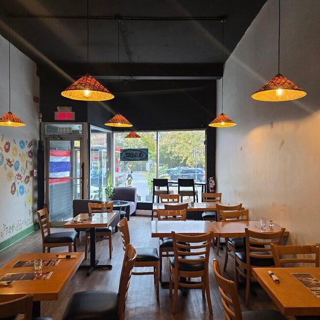 Le Petit Dek Sen - Nouveaux restaurants pr&egrave;s de: H4C1C8