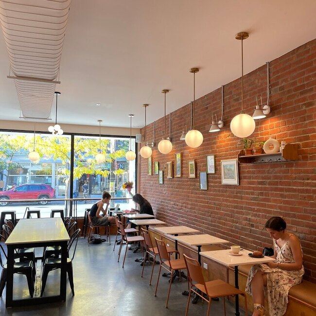 Flers Caf&eacute; - New Restaurants Near: H2T2C8