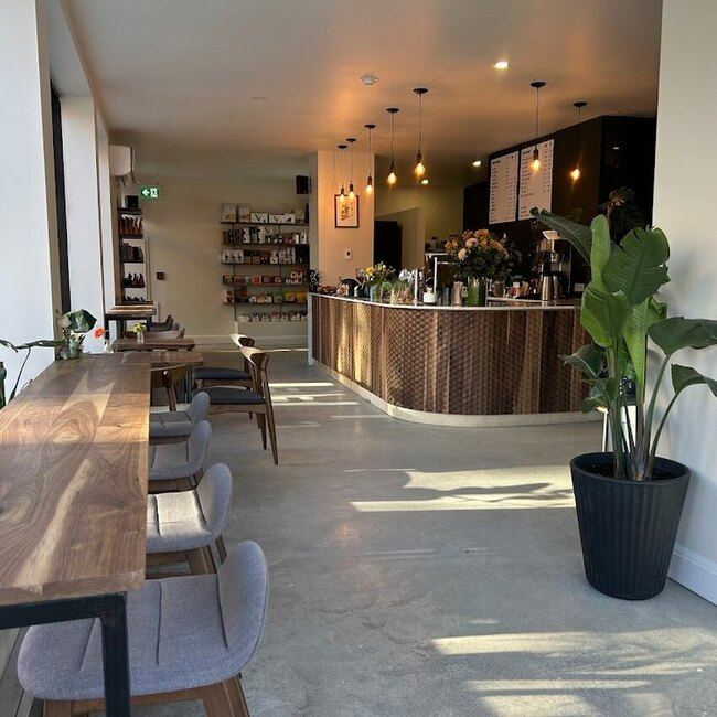 Phin Caf&eacute; - New Restaurants Near: H2T2C8