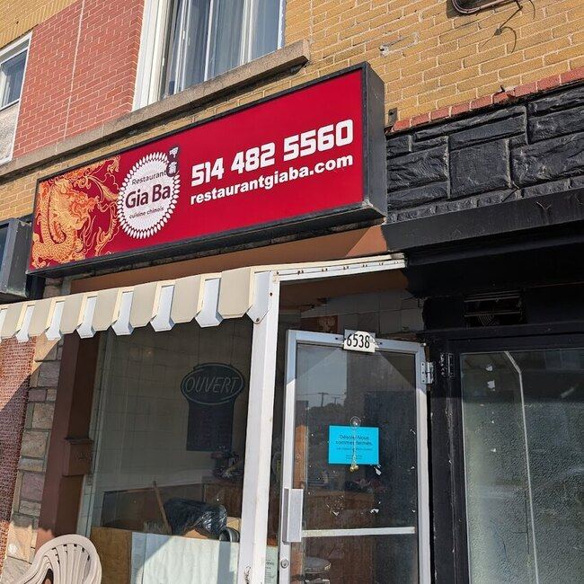 Gia Ba - Restaurants pr&egrave;s de: H1N1C6