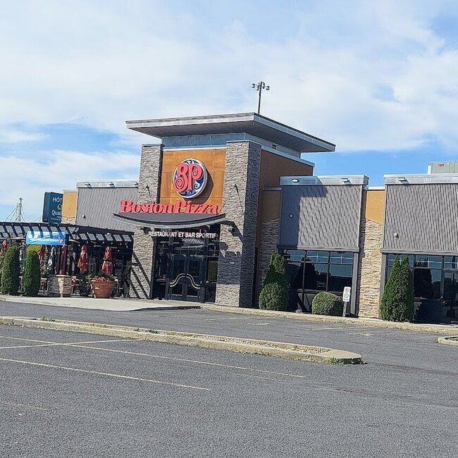 Boston Pizza - Restaurants pr&egrave;s de: J3A1M1