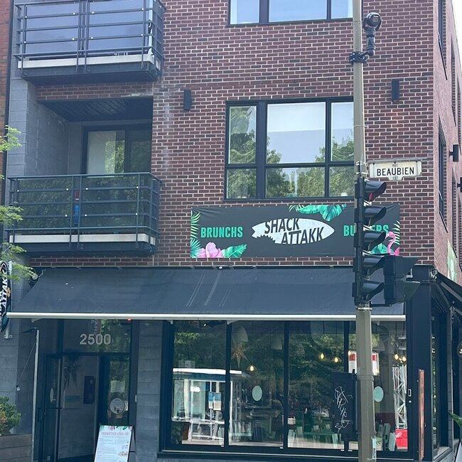 Shack Attakk Montréal - Menu, avis & plus janvier 2026