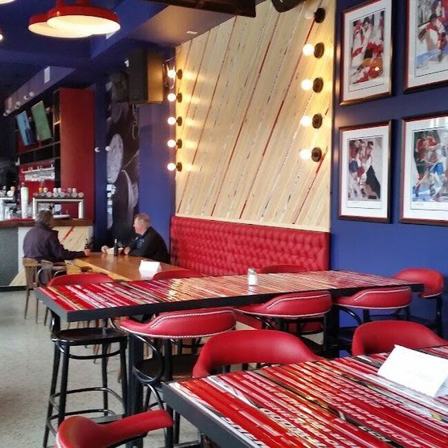 Brasserie Capri - Restaurants pr&egrave;s de: H3E1T8