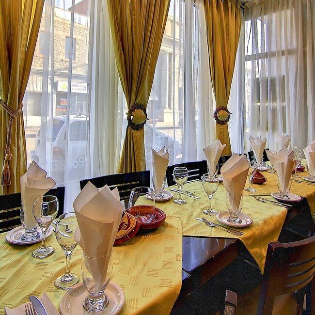 L'Olive Noire - Montreal-East Tasting Menu Restaurants