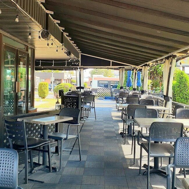 Le Voltigeur - Restaurants pr&egrave;s de: J7A1L2