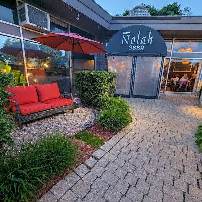 Bistro Nolah - Restaurants Cajun Dollard-des-Ormeaux