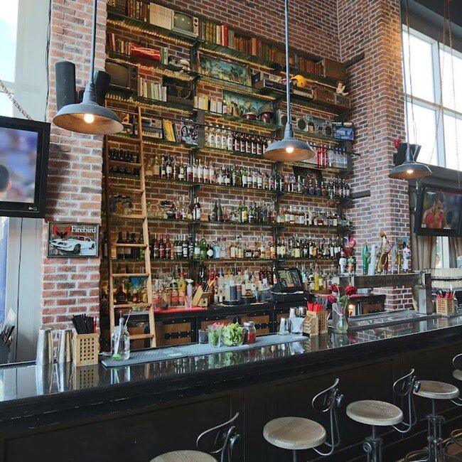 La Belle & La Boeuf - Burger Bar Laval - Menu, avis & plus janvier 2026