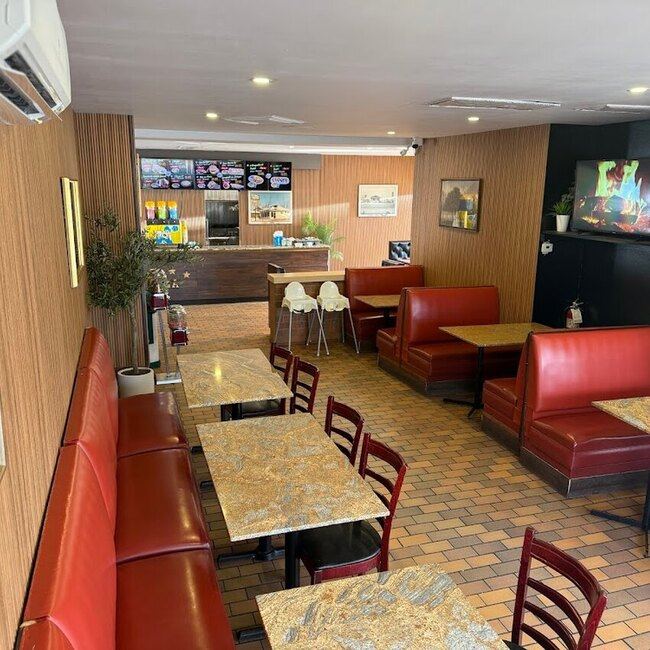 Deli Terrebonne - Restaurants pr&egrave;s de: J6W3W4