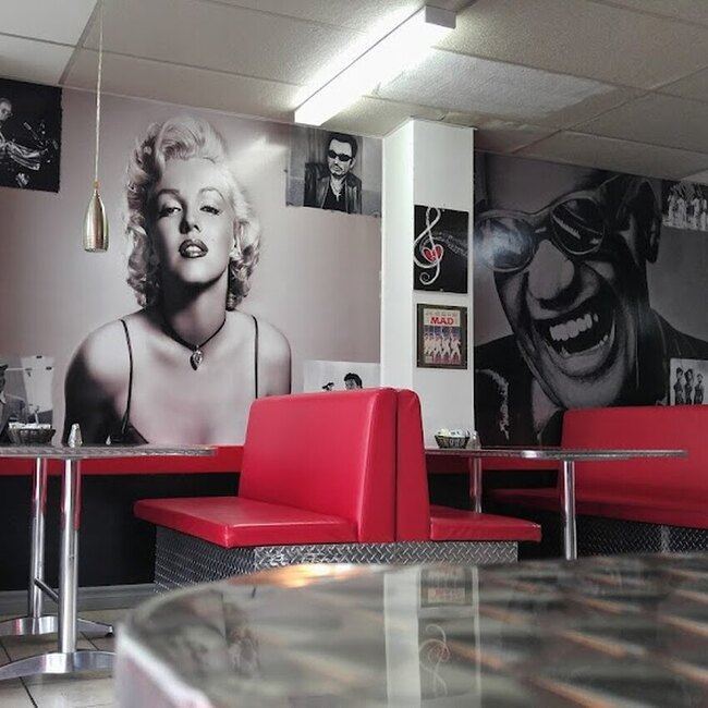 Retro Pizza Saint-Lin-Laurentides - Menu, avis & plus décembre 2025