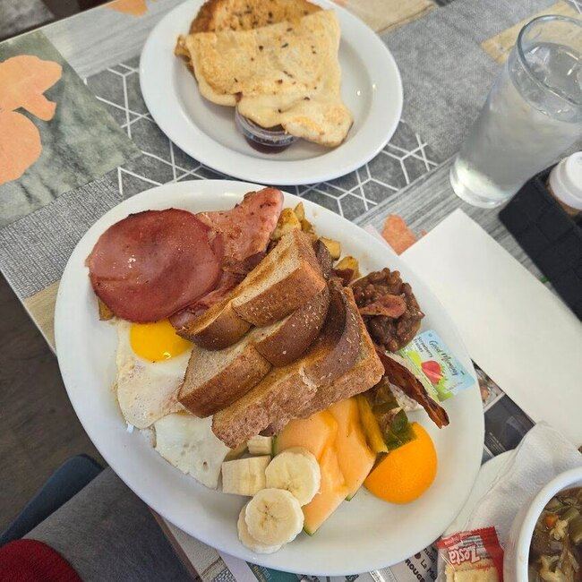 Le L&egrave;ve T&ocirc;t - Restaurants Mont-Laurier