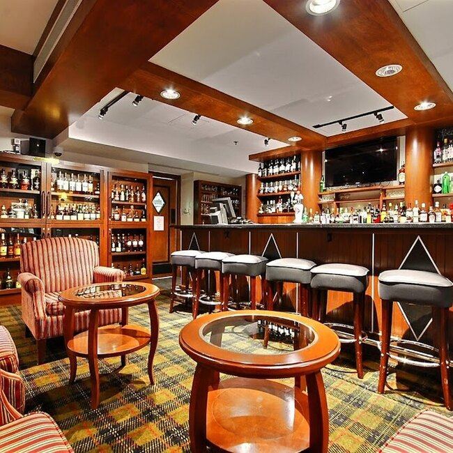 McMasters Scotch Bar -  Restaurants Near: J8E1E1