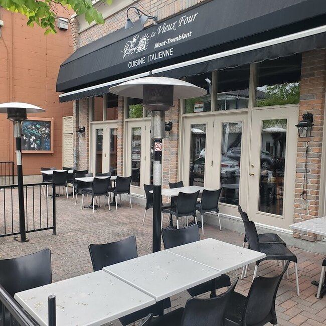 Le Vieux Four - Restaurants pr&egrave;s de: J8E2Y3