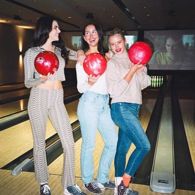 Montreal Bowling - Shaughnessy Village Restaurants