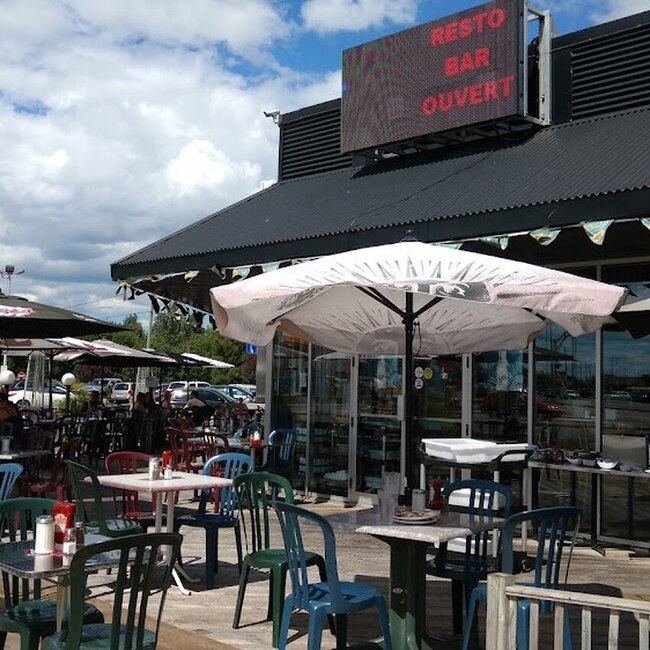 Resto-Bar Bouchard -  Restaurants Near: J3L2A5