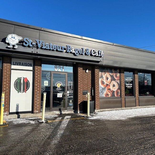 St-Viateur Bagel -  Restaurants Near: H9B2L3
