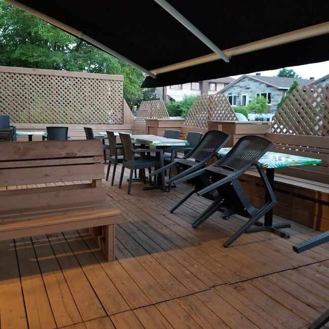 Sous le Palmier Restaurant