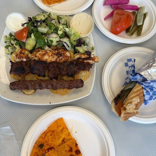 Au Vieux Massis - Restaurants pr&egrave;s de: H7V2V5