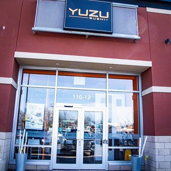 Yuzu Sushi - Restaurants pr&egrave;s de: J4B0B1
