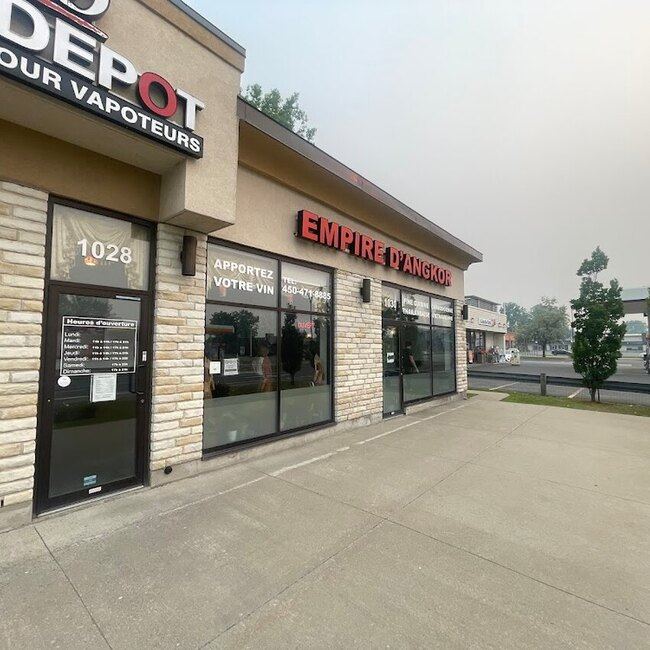 Empire d'Angkor - Restaurants pr&egrave;s de: J6W3W4