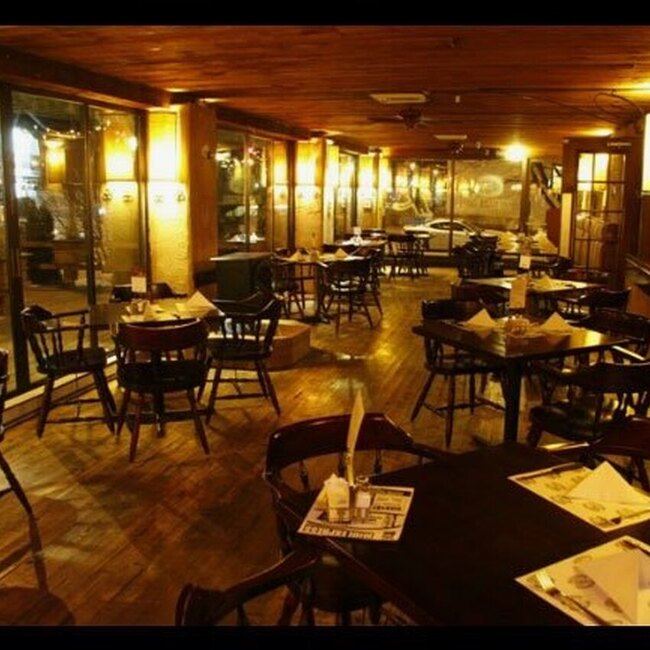 Brasserie Le Manoir Lachine -  Restaurants Near: H8S2C2