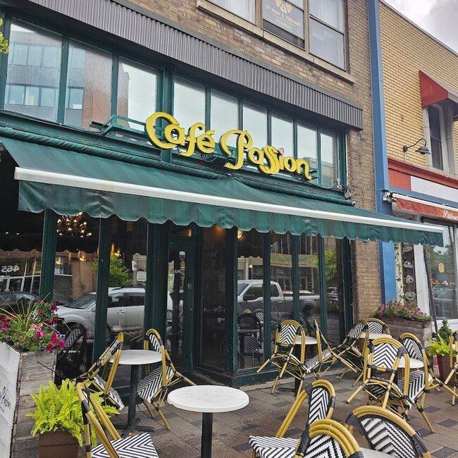 Caf&eacute; Passion - Restaurants pr&egrave;s de: J4P1Z6