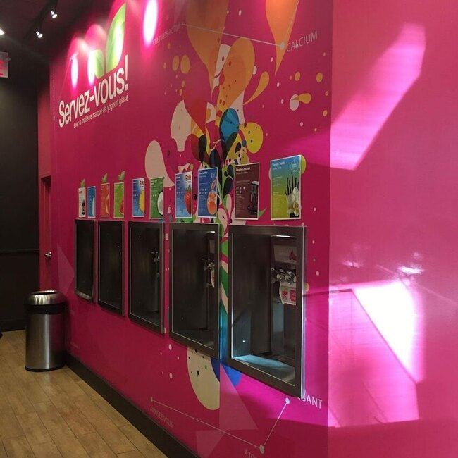 Yeh! Yogourt Glac&eacute; et Caf&eacute; - Quartier des Spectacles Caf&eacute;s