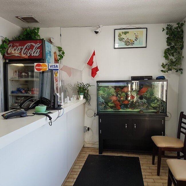 Willie's Chinese Food - Montreal Chine Restaurants