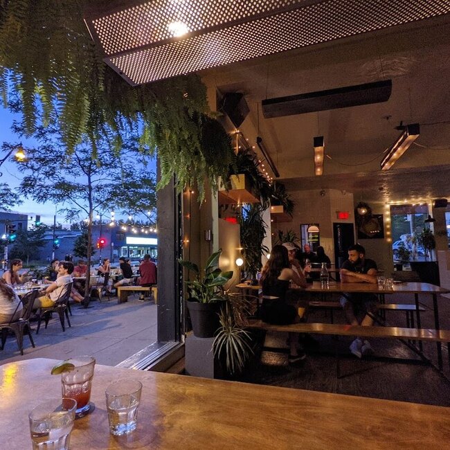 Ping Pong Club - Mile-End Pub Restaurants