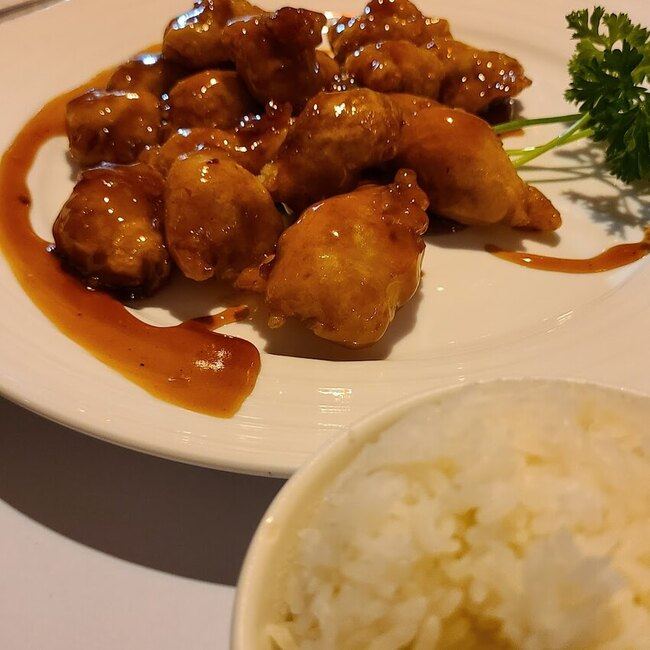 Village Oriental - Restaurants pr&egrave;s de: J4X2T4