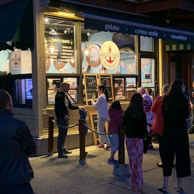 Le Quai des Glaces - Restaurants pr&egrave;s de: H8S2P4