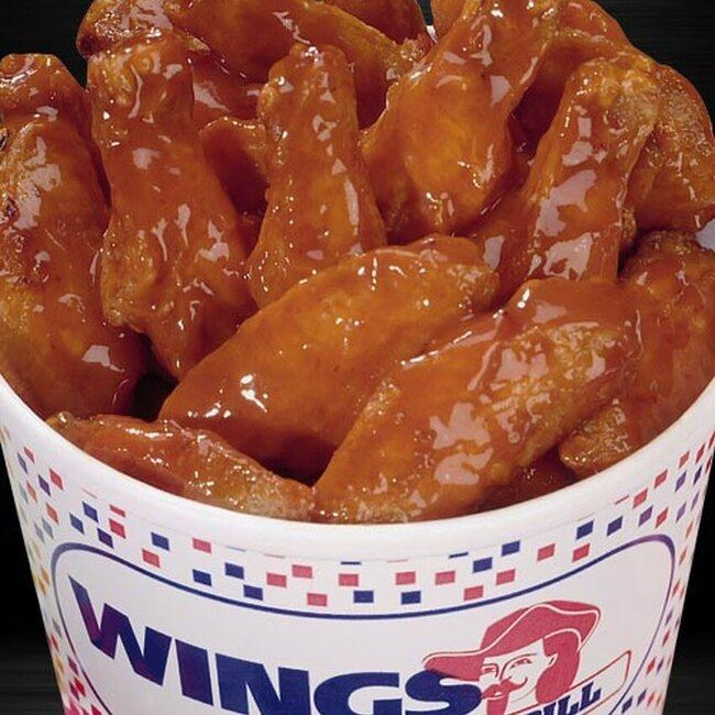 Buffalo Bill Wings - Restaurants pr&egrave;s de: H8R3G6