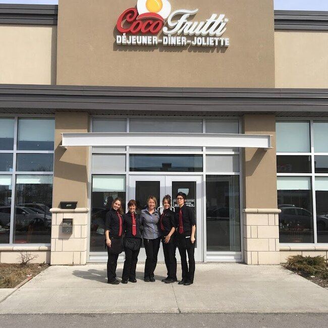 Coco Frutti Restaurant